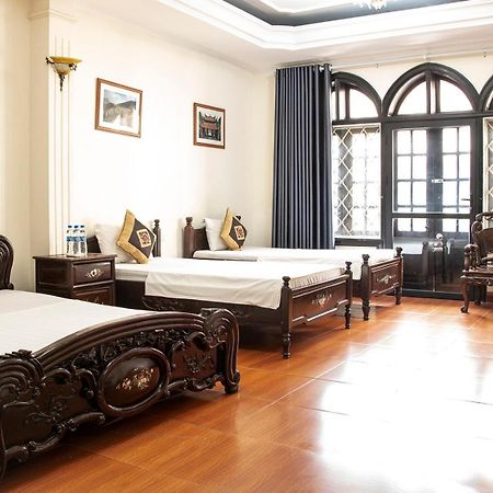 Group Nest Hotel Hanoi Buitenkant foto