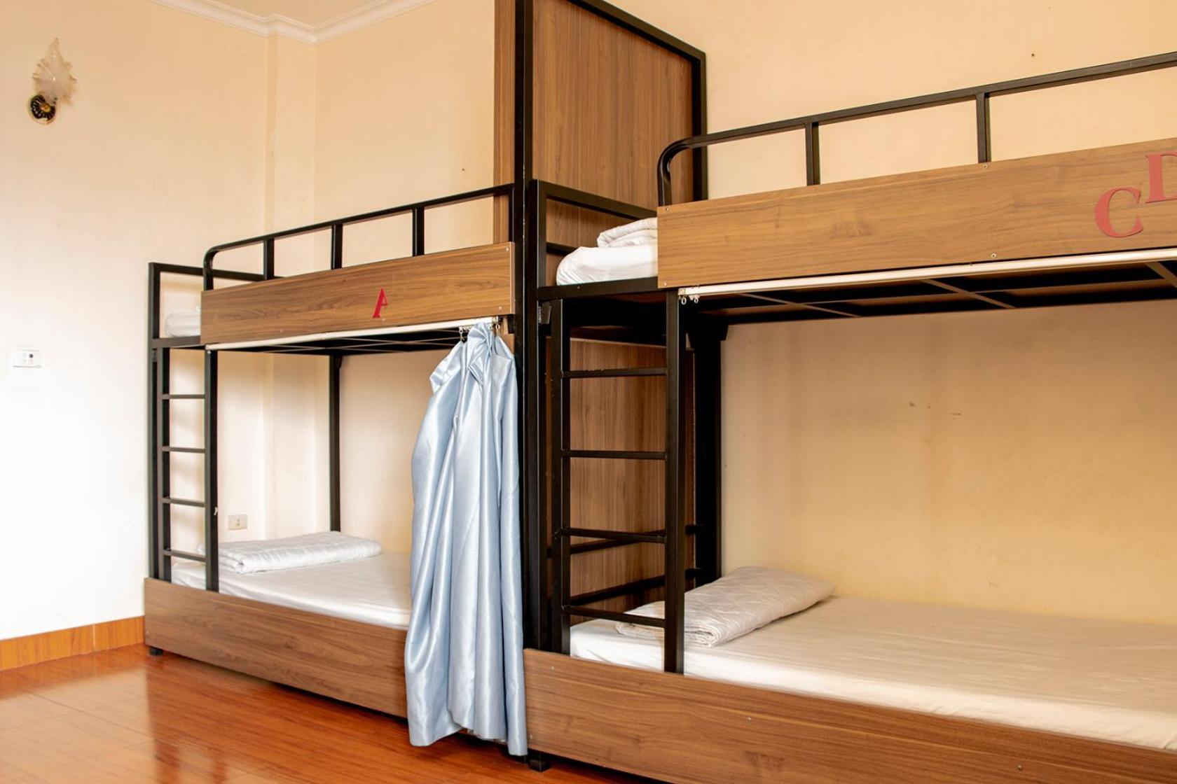 Group Nest Hotel Hanoi Buitenkant foto