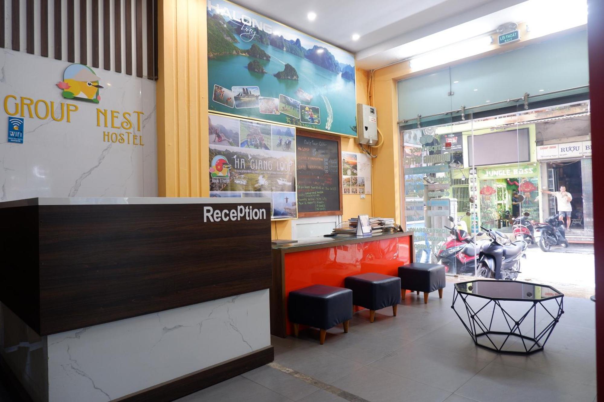 Group Nest Hotel Hanoi Buitenkant foto